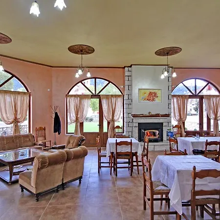 Hotel Filoxenia Tegeas 3*